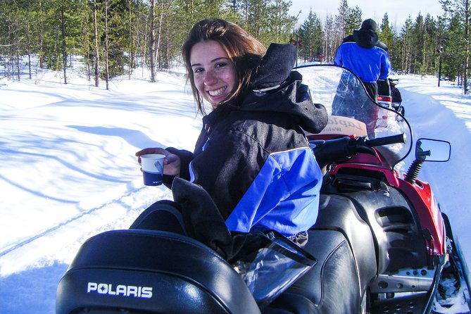 snowmobile-safari-in-the-nature