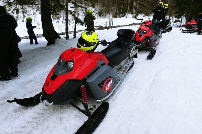 snowmobiles-rides-in-the-carpathian-and-winter-sports-in-azuga-2