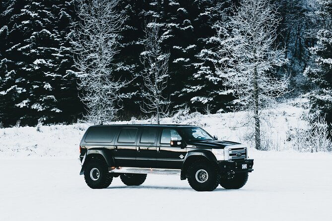 snowmobiling-on-langjokull-glacier-and-secret-lagoon-tour