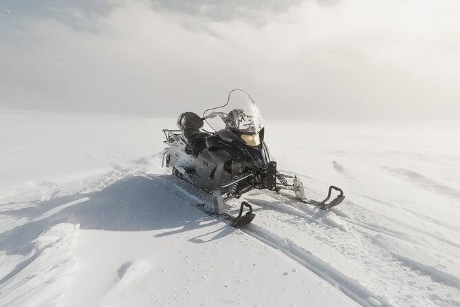 snowmobiling-on-langjokull-glacier-and-secret-lagoon-tour