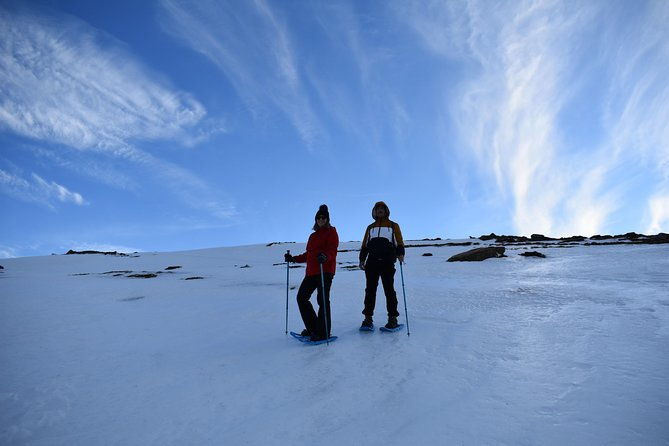 snowshoe-hiking-in-the-sierra-nevada-granada