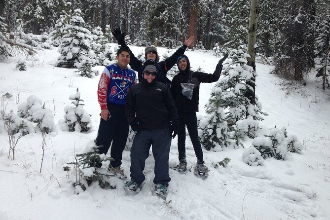 snowshoeing-adventure-in-the-rocky-mountains-close-to-denver