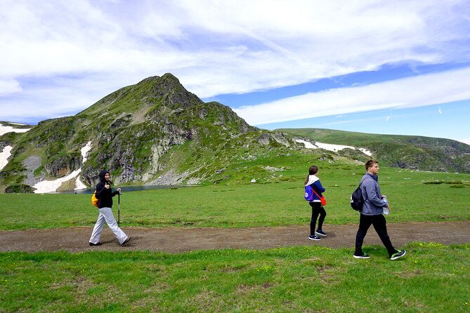 snowshoeing-to-the-seven-rila-lakes-with-waterfall-and-spa