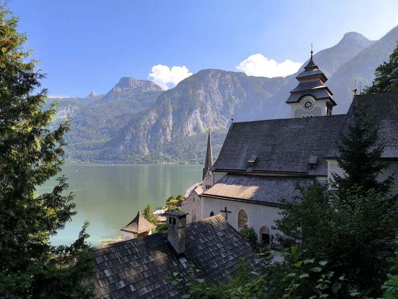 Snowy Alps & Fairytale Towns: Hallstatt & Salzburg Tour - FAQ