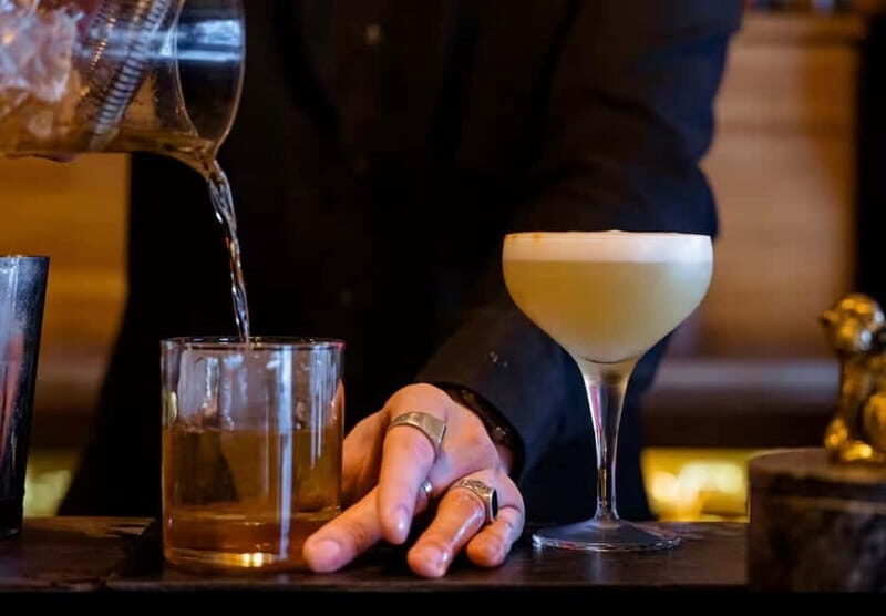 Soak up the nightlife of Paris. - Key Points