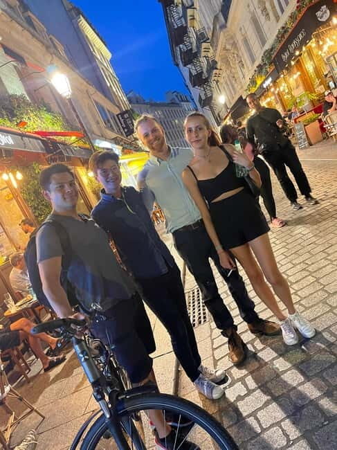 Soak up the nightlife of Paris. - Who Is This Tour Perfect For?