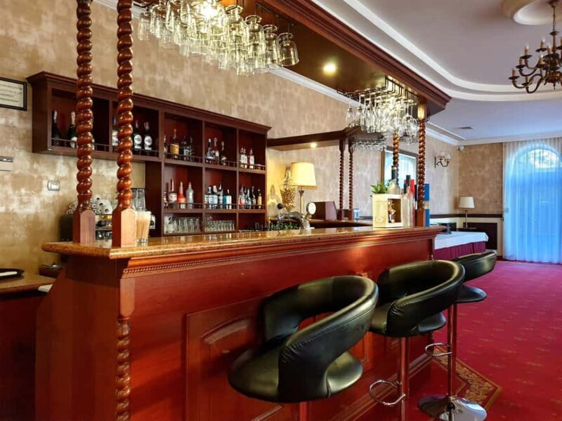 Sochaczew: Vodka, Liqueur, or Tincture Tasting Experience - Practical Tips for Visitors