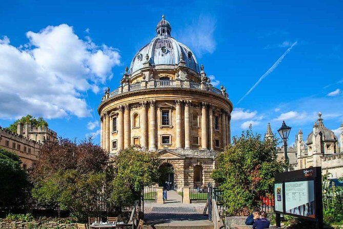 Social Distancing Specialised Oxford University Walking Tour With Student Guides - FAQ