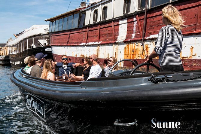 social-sailing-copenhagen-canal-tour-captains-favorite