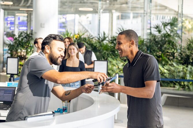 sofi-stadium-tour-in-los-angeles