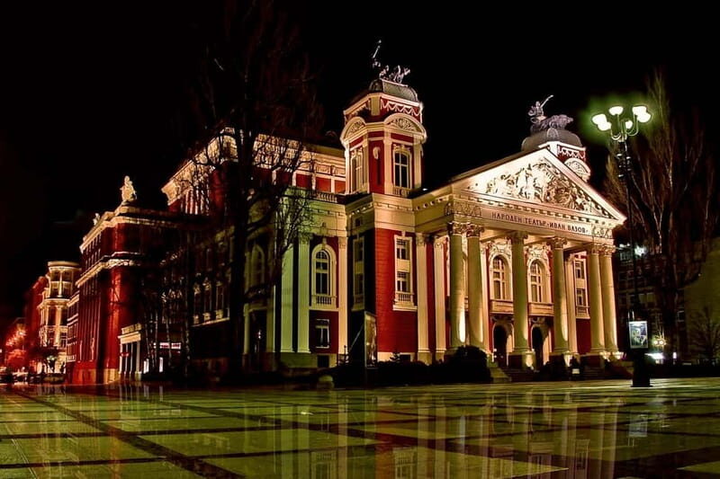 Sofia by Night: Panoramic City Tour and Folklore Dinner - Key Points
