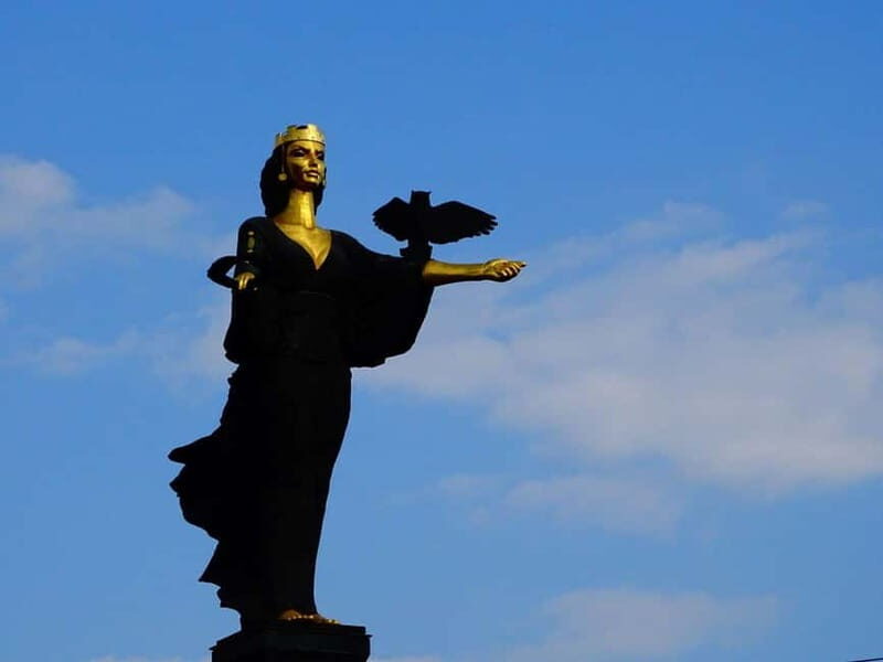 Sofia by Night: Panoramic City Tour and Folklore Dinner - The Value of This Tour