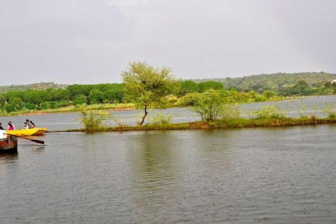 Sohna Hills & Boating tour near Delhi - An In-Depth Look at the Sohna Hills & Boating Experience