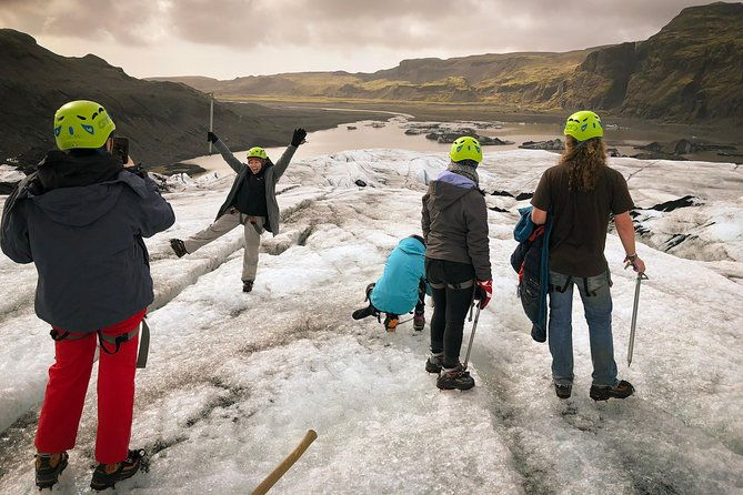 solheimajokull-glacier-3-hour-small-group-hike