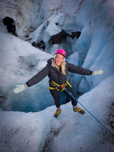 solheimajokull-glacier-guided-hike-with-equipment