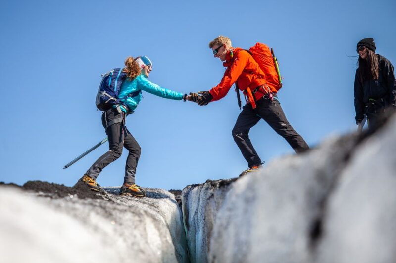 solheimajokull-guided-glacier-hike-2