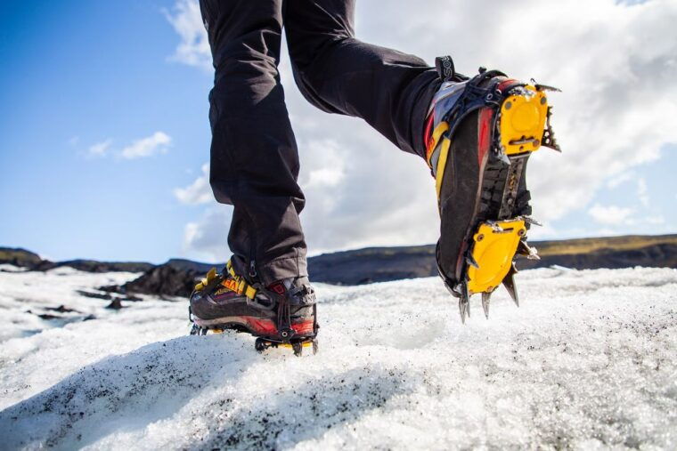 solheimajokull-guided-glacier-hike-2