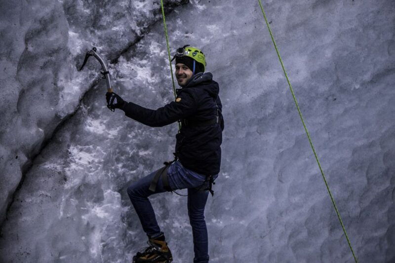 solheimajokull-ice-climb-and-glacier-hike