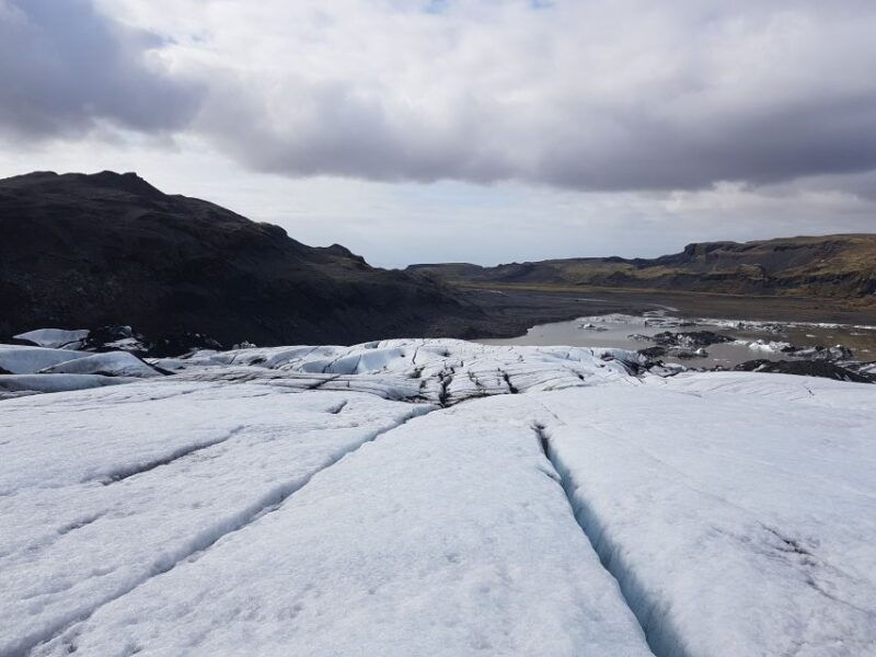 solheimajokull-ice-climbing-tour