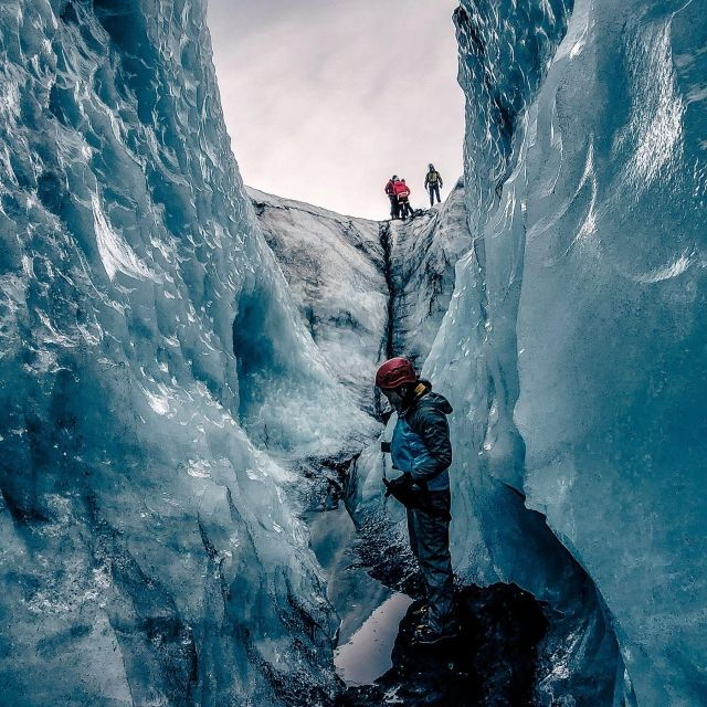 solheimajokull-ice-climbing-tour