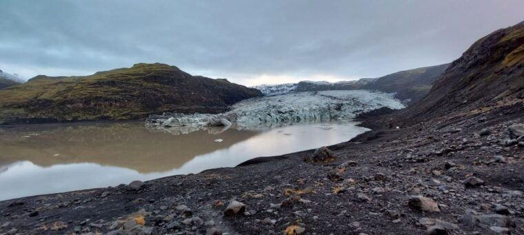 solheimajokull-ice-climbing-tour