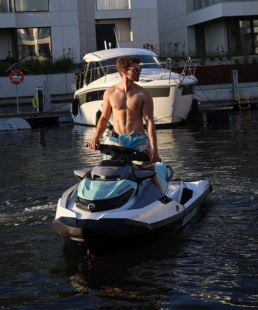 solmarina-gdansk-jet-ski-rental