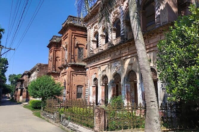 Sonargaon Panam City and Mayadwip Riverside Village Tour - Panam City: Wandering Through History