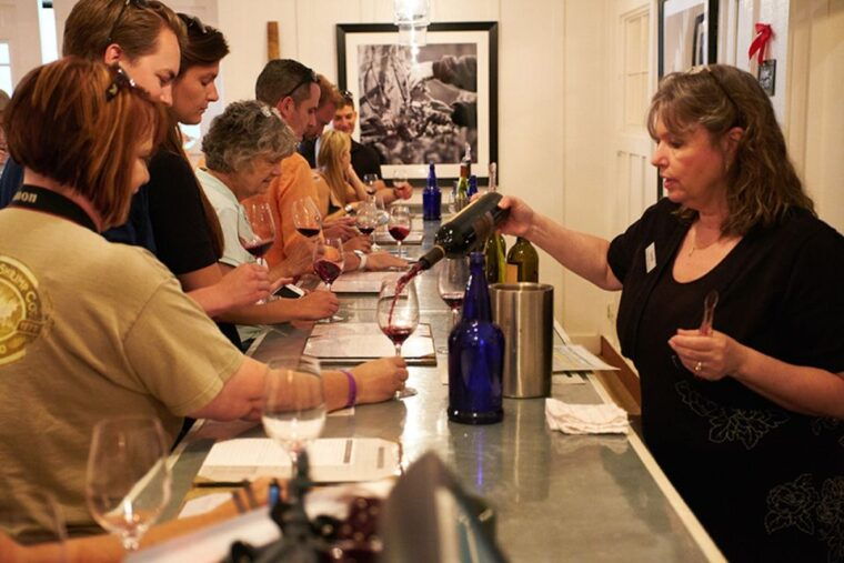 sonoma-valley-wine-trolley-tasting-tour-with-lunch