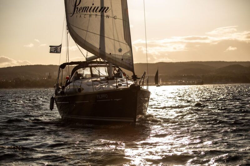 sopot-sunset-yacht-cruise-with-welcome-drink