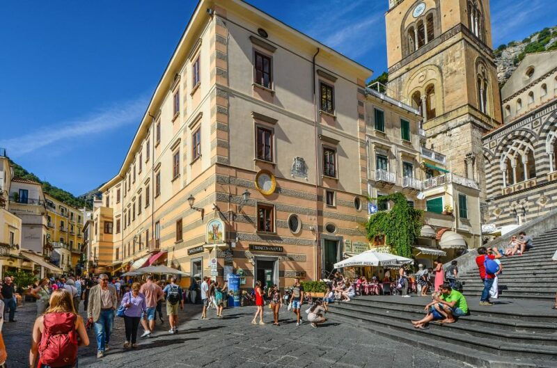 sorrento-amalfi-coast-excursion-with-swim-stop