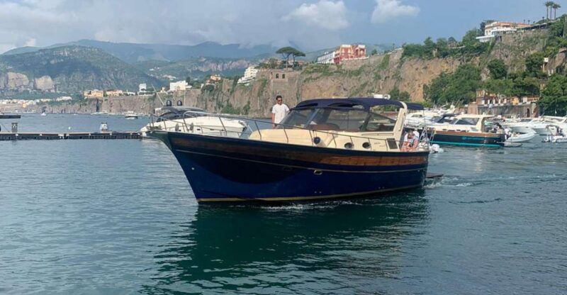 sorrento-amalfi-coast-excursion-with-swim-stop