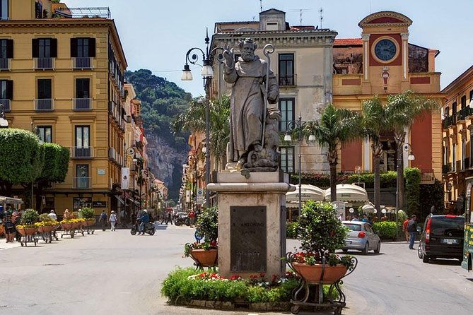sorrento-and-amalfi-coast-private-day-trip