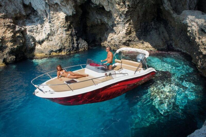 sorrento-capri-island-boat-tour-by-allegra-21ft