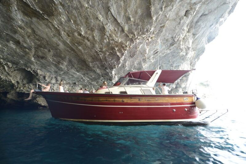 sorrento-coast-and-capri-full-day-boat-tour