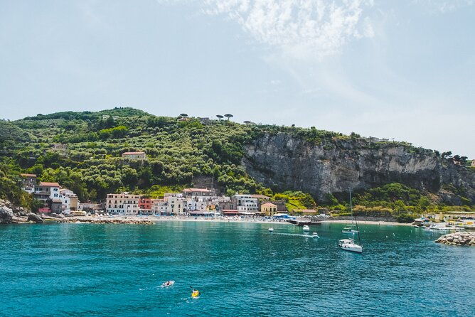 sorrento-coast-cruise-in-typical-gozzo-with-limoncello-tasting