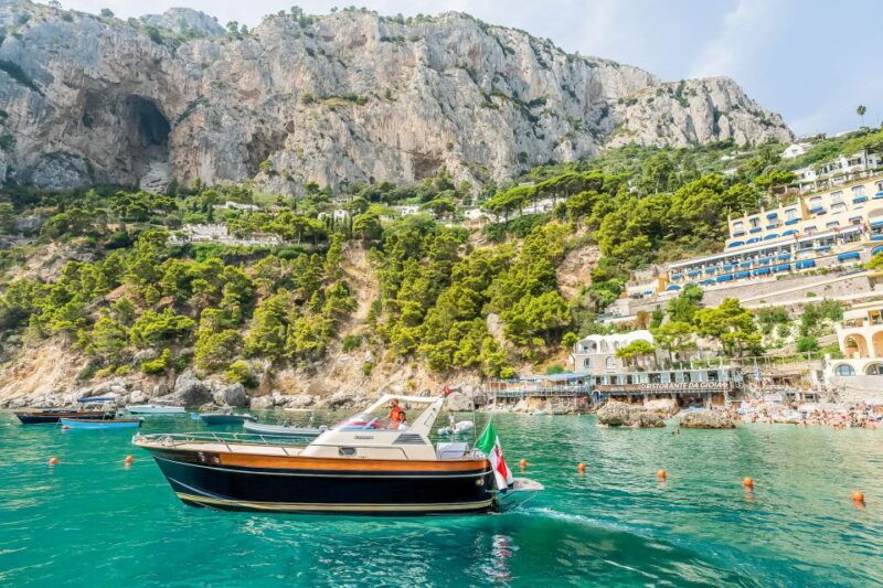 sorrento-exclusive-capri-boat-tour-and-optional-blue-grotto