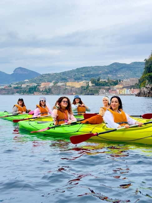 Sorrento: Guided Kayak Tour with Paddleboarding - Introduction