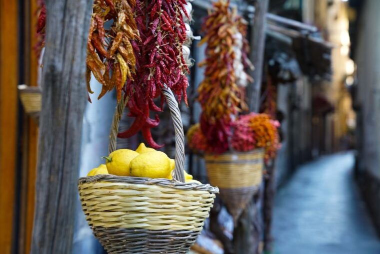 sorrento-guided-walking-tour-street-food-experience