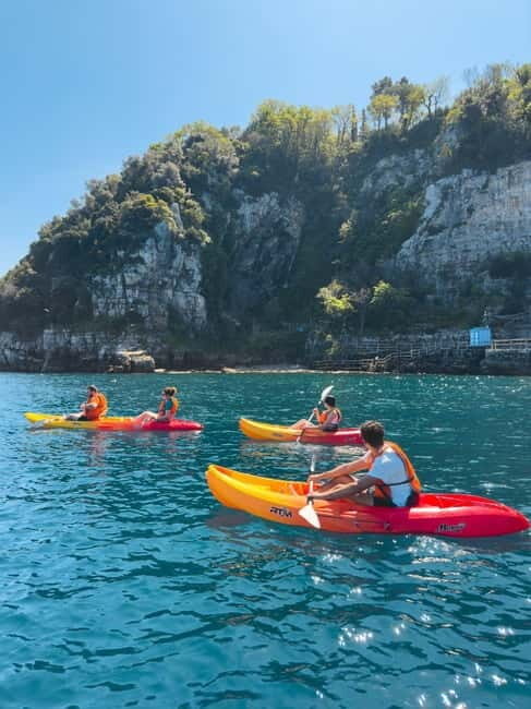 Sorrento: kayak small group tour to Bagni Regina Giovanna - Exploring Sorrento’s Coast by Kayak