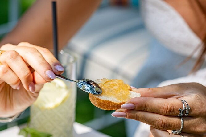 sorrento-lemon-grove-experience-with-local-product-tasting