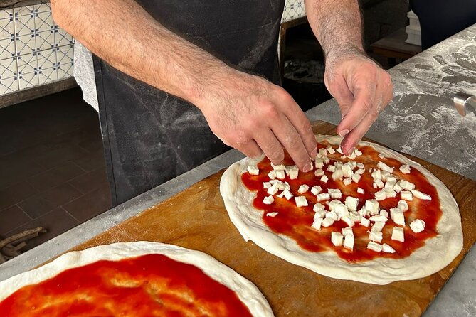 sorrento-pizza-making-class-with-local-pizzaiolo-hands-on-100