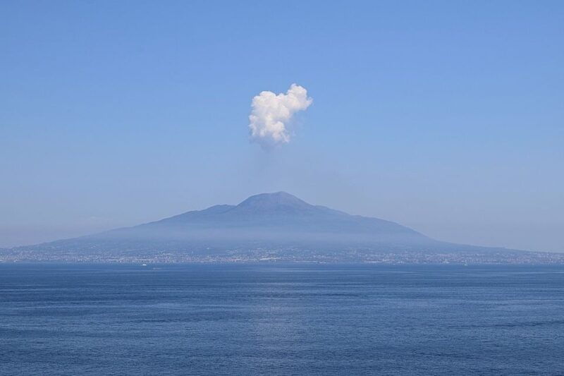 sorrento-pompeii-and-mount-vesuvius-tour-with-skip-the-line