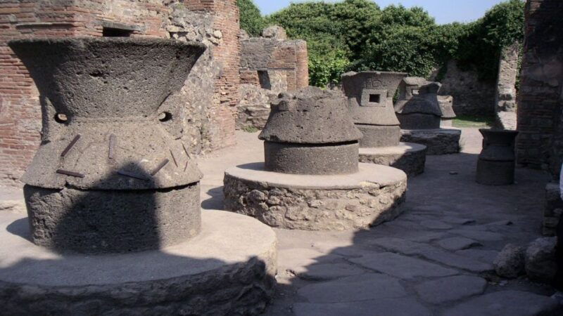 sorrento-pompeii-herculaneum-tour-with-skip-the-line