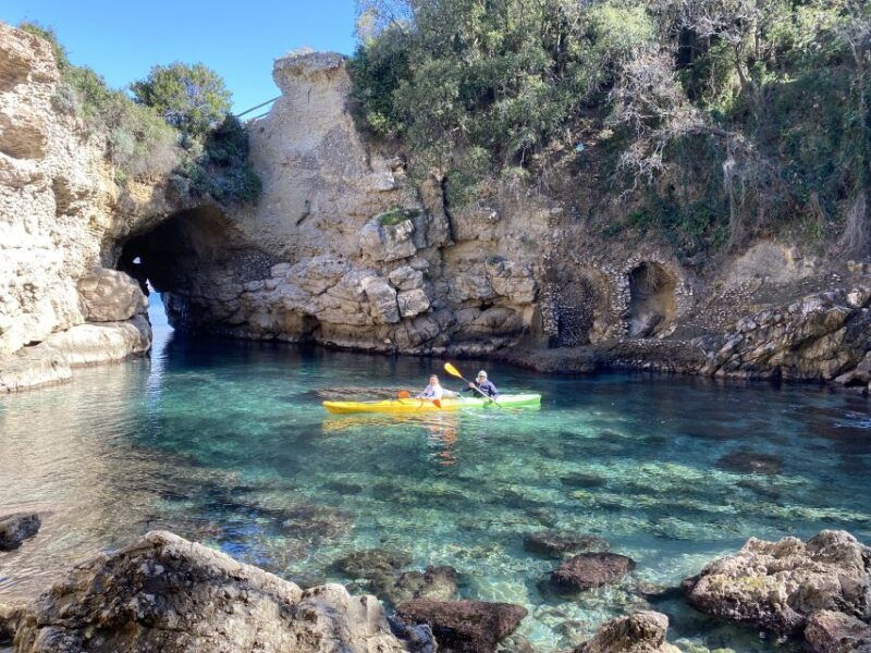 sorrento-premium-kayaking-experience-with-swimming
