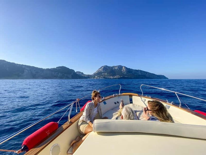 Sorrento: Private Amalfi & Positano Coast Boat Tour & Lunch - Key Points