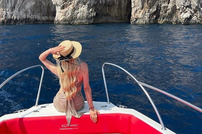 sorrento-private-boat-tour-at-sunset-with-prosecco