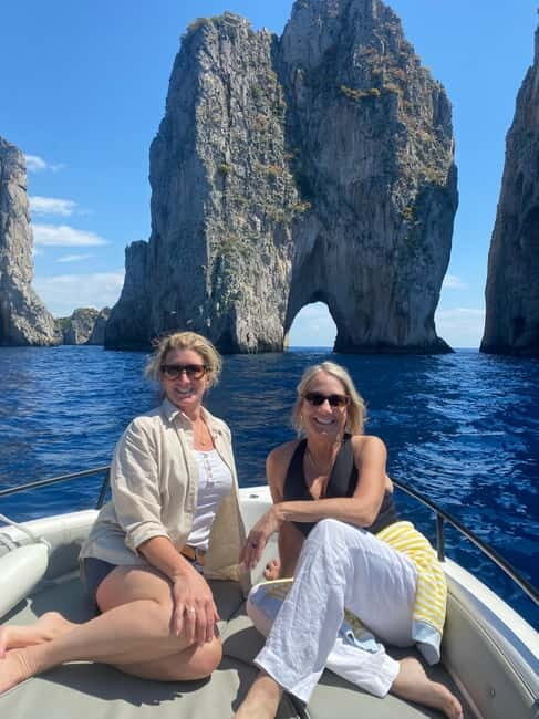 Sorrento: Private Boat Tour to Capri with skipper - FAQ  