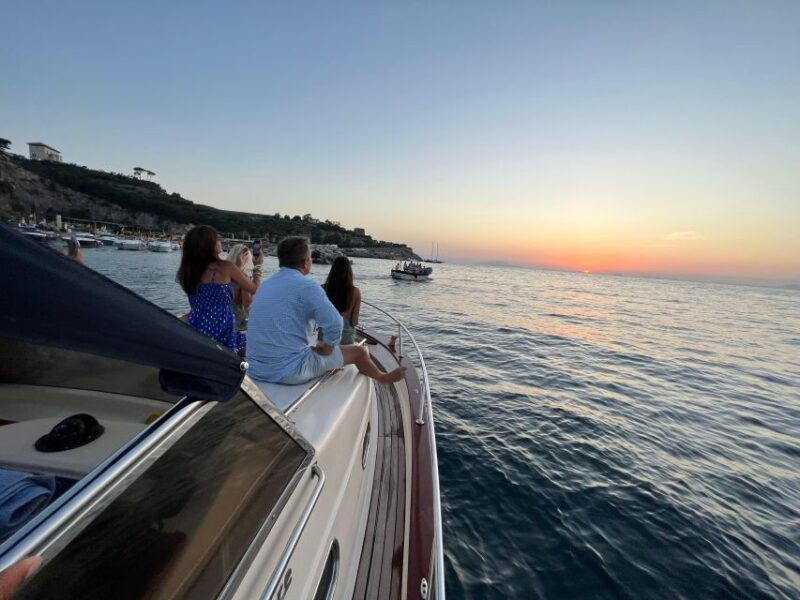 sorrento-private-sunset-boat-tour-with-music-and-aperitif