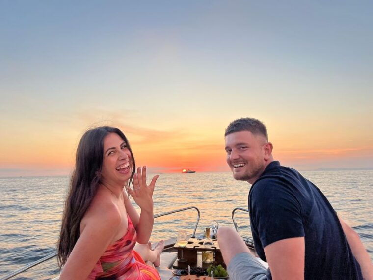 sorrento-private-sunset-boat-tour-with-music-and-aperitif