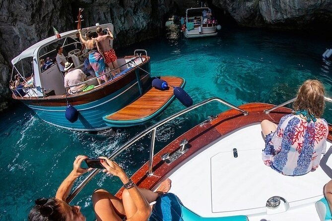 sorrento-to-capri-small-group-boat-tour-with-blue-grotto